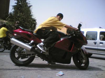 tres jolie moto
